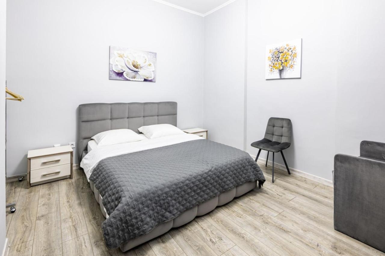 Apartments Galitskaya Street リヴィウ エクステリア 写真