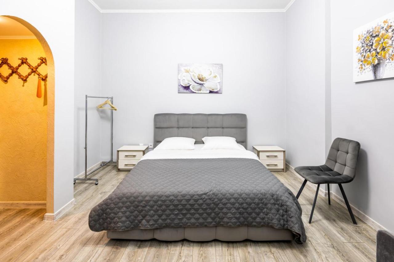 Apartments Galitskaya Street リヴィウ エクステリア 写真