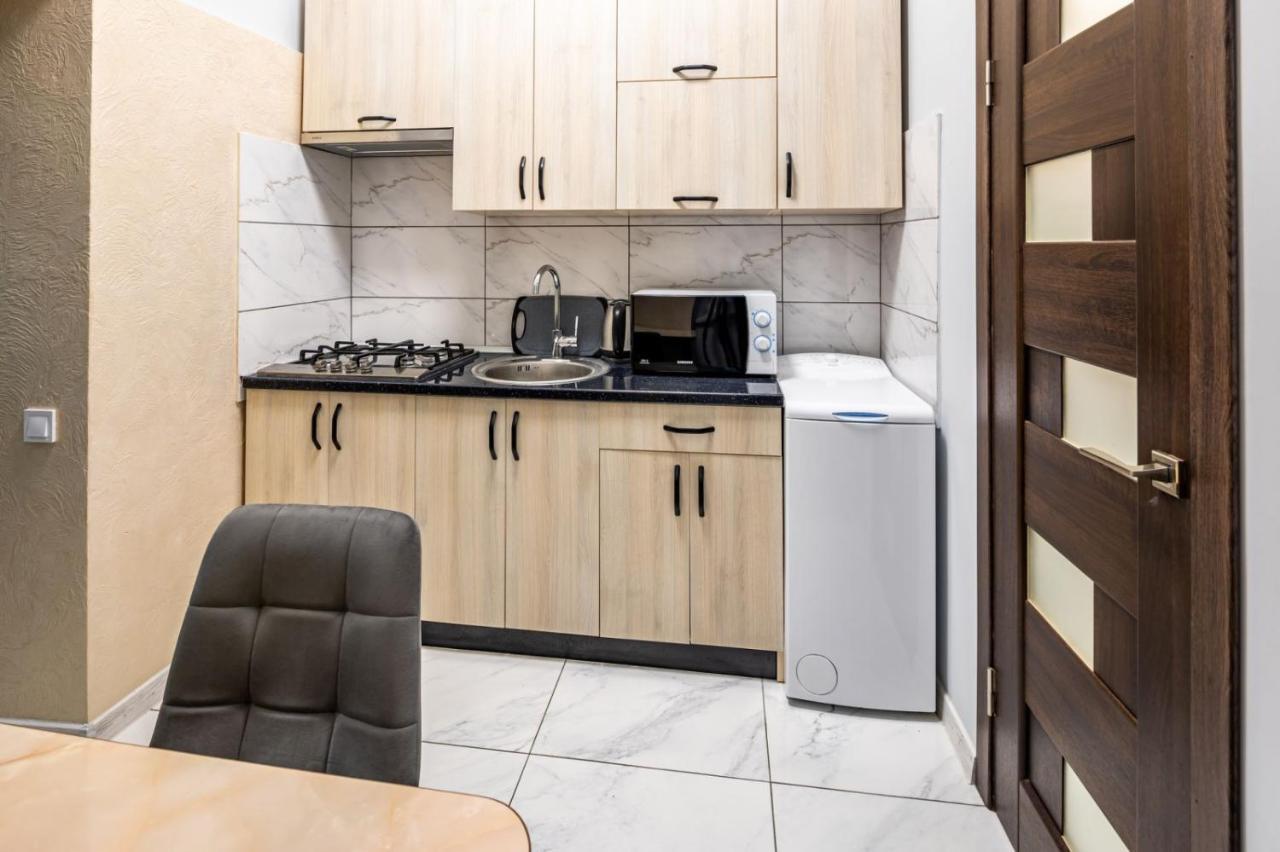 Apartments Galitskaya Street リヴィウ エクステリア 写真
