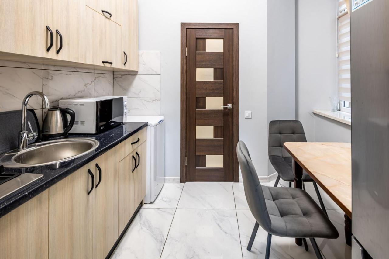 Apartments Galitskaya Street リヴィウ エクステリア 写真