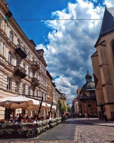Apartments Galitskaya Street リヴィウ エクステリア 写真